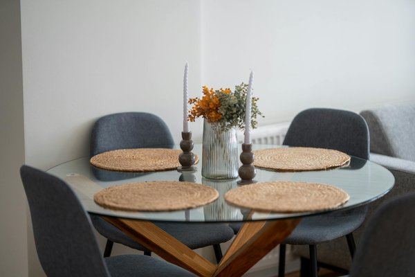 Create captivating reading corners to elevate your book nook